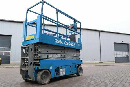 Scissor lift  Genie GS2632 Electric, Working Height 10m, 227kg Capacit (3)