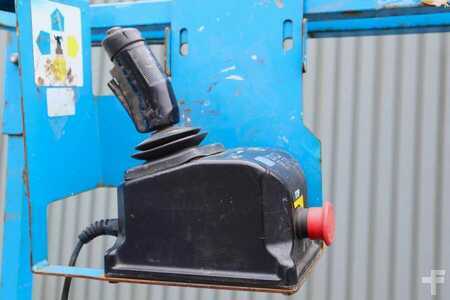 Scissors Lifts  Genie GS1932 Electric, Working Height 7.8 m, 227kg Capac (4)