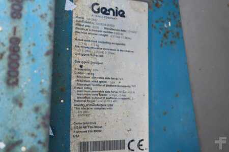 Podnośnik nożycowy  Genie GS2632 Electric, Working Height 10m, 227kg Capacit (6)