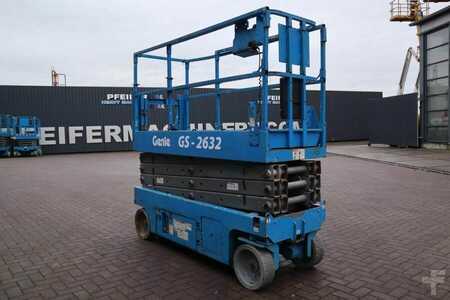 Scissors Lifts  Genie GS2632 Electric, Working Height 10m, 227kg Capacit (2)