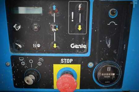 Scissors Lifts  Genie GS4390 Diesel, 4x4 Drive, 15.11m Working Height 68 (4)