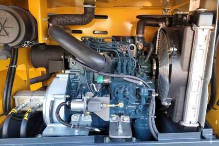 Nacelle à ciseaux  Haulotte Compact 12DX Valid Inspection, *Guarantee! Diesel, (7)