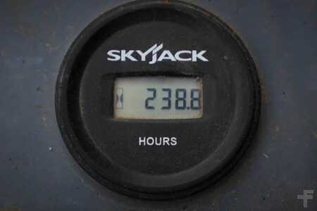 Nacelle à ciseaux  Skyjack SJ4626 ELECTRIC, 10M WORKING HEIGHT, 454KG CAPACIT (9)