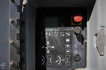 Teleskopická plošina - Genie S125 Valid inspection, *Guarantee! Diesel, 4x4x4 D (3)