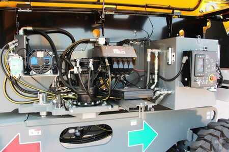 Telescoophoogwerker  Haulotte HT28RTJ Pro Diesel, 4x4 Drive, 27.9 m Working Heig (11)