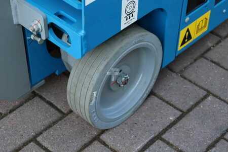 Pracovní plošina s nůžkovým zdvihem - Genie GS1330M Valid inspection, *Guarantee! All-Electric (14)