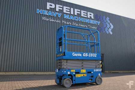 Scissor lift  Genie GS1932 E-Drive New And Available Directly From Sto (1)