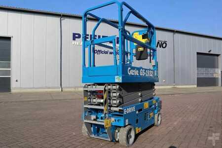 Piattaforme aeree a pantografo  Genie GS1932 E-Drive New And Available Directly From Sto (2)
