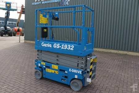 Scissors Lifts  Genie GS1932 E-Drive New And Available Directly From Sto (8)