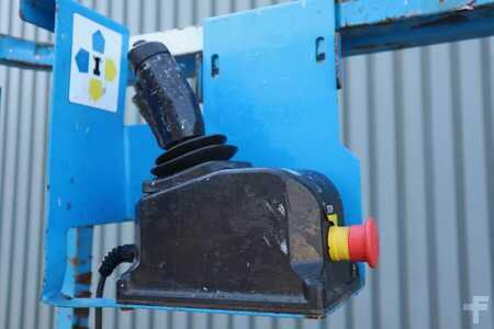 Scissors Lifts  Genie GS1932 Electric, Working Height 7.8 m, 227kg Capac (5)