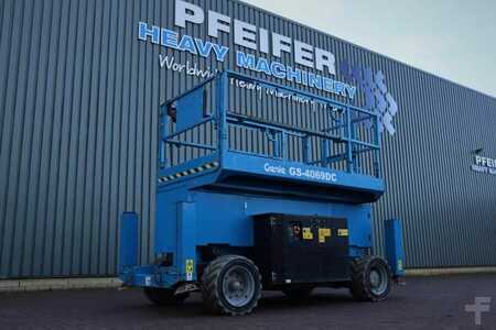 Pracovní plošina s nůžkovým zdvihem - Genie GS4069 Electric, 14m Working Height, 363kg Capacit (1)