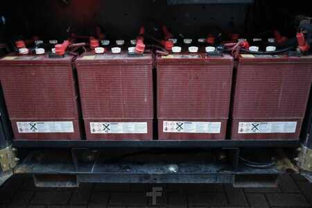 Pracovní plošina s nůžkovým zdvihem - Genie GS4069 Electric, 14m Working Height, 363kg Capacit (3)