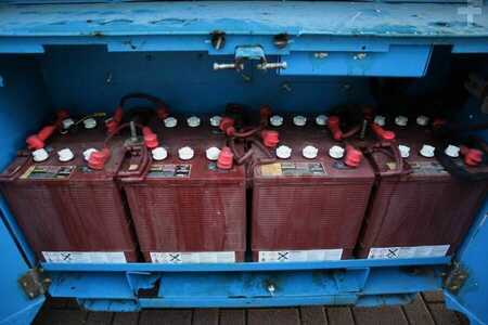 Pracovní plošina s nůžkovým zdvihem - Genie GS4069 Electric, 14m Working Height, 363kg Capacit (3)