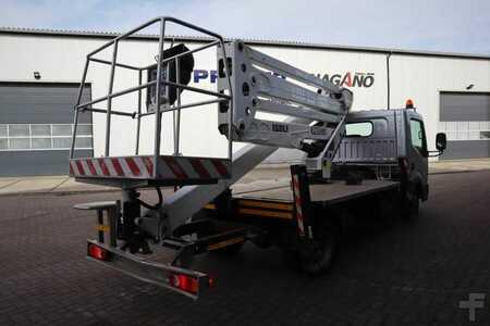 Truck mounted platform  Isoli PNT205NH Driving Licence B/3, Nissan Cabstar 35.12 (2)