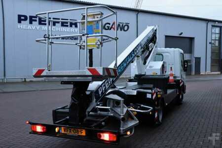 Plošina na nákladním automobilu  Palfinger P200TXE Valid inspection, *Guarantee! Driving Lice (2)