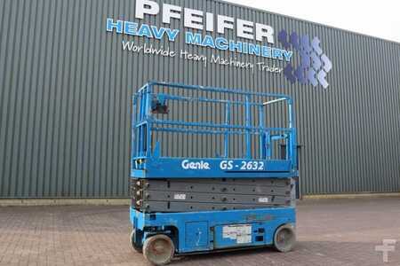 Pracovní plošina s nůžkovým zdvihem - Genie GS2632 Electric, Working Height 10m, 227kg Capacit (1)