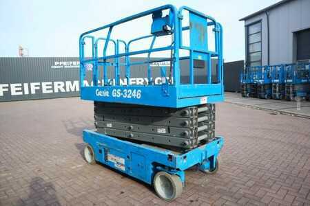 Genie GS3246 Electric, Working Height 11.75 m, 318kg Cap