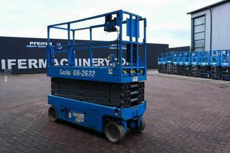 Scissor lift  Genie GS2632 Electric, Working Height 10m, 227kg Capacit (8)