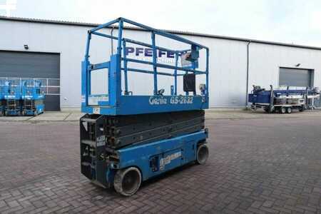 Scissor lift  Genie GS2632 Electric, Working Height 10m, 227kg Capacit (2)