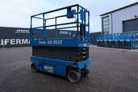 Scissor lift  Genie GS2632 Electric, Working Height 10m, 227kg Capacit (9)