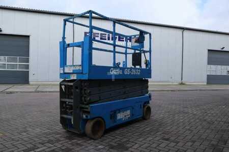 Scissor lift  Genie GS2632 Electric, Working Height 10m, 227kg Capacit (2)