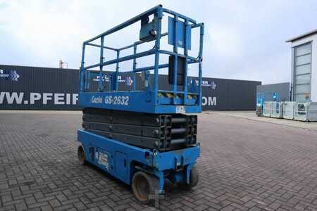 Scissor lift  Genie GS2632 Electric, Working Height 10m, 227kg Capacit (8)