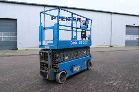 Scissor lift  Genie GS2632 Electric, Working Height 10m, 227kg Capacit (2)