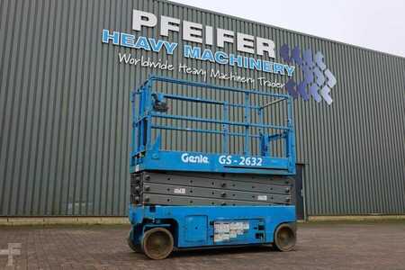 Scissor lift  Genie GS2632 Electric, Working Height 10m, 227kg Capacit (1)