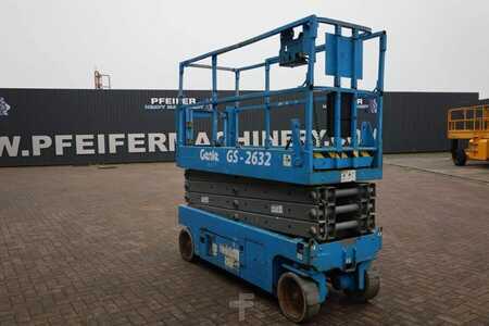 Scissor lift  Genie GS2632 Electric, Working Height 10m, 227kg Capacit (7)