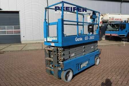 Scissor lift  Genie GS2632 Electric, Working Height 10m, 227kg Capacit (2)