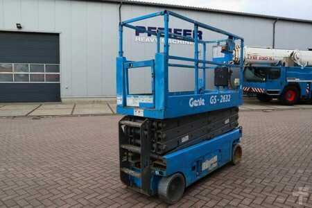 Scissor lift  Genie GS2632 Electric, Working Height 10m, 227kg Capacit (3)