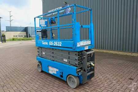 Scissor lift  Genie GS2632 Electric, Working Height 10m, 227kg Capacit (4)