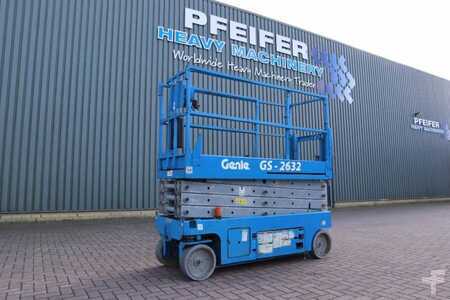 Scissor lift  Genie GS2632 Electric, Working Height 10m, 227kg Capacit (1)