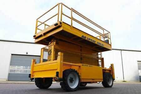 Schaarhoogwerker  JLG 203-24 Diesel, 4x4 Drive, 22.3m Working Height, 75 (2)