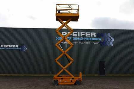 Scherenarbeitsbühne  Haulotte Compact 10 Electric, 10m Working Height, 450kg Cap (3)