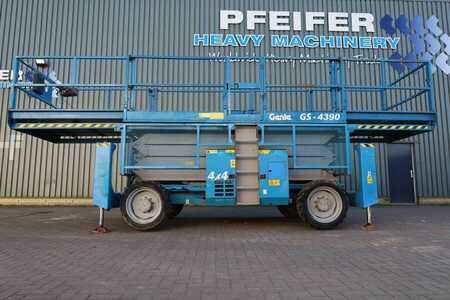 Saxliftar  Genie GS4390 Diesel, 4x4 Drive, 15m Working Height, 680k (11)