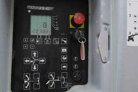 Teleskopická plošina - Genie S125 Diesel, 4x4x4 Drive, 40.1m Working Height, 24 (4)