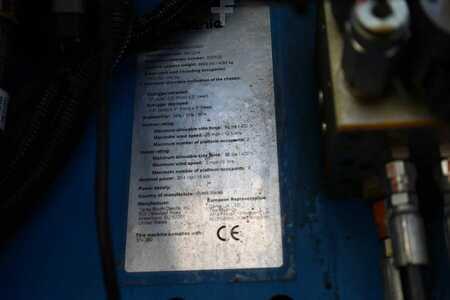 Piattaforme aeree a pantografo - Genie GS3369DC Electric, 11.9m Working Height, 454kg Cap (6)