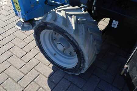Piattaforme aeree a pantografo - Genie GS4069DC Electric, 14m Working Height, 363kg Capac (12)