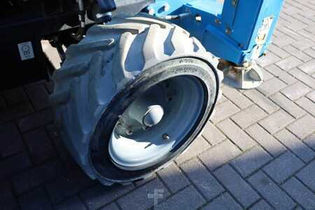 Piattaforme aeree a pantografo - Genie GS4069DC Electric, 14m Working Height, 363kg Capac (15)