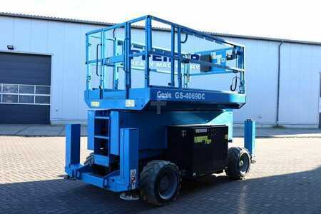 Piattaforme aeree a pantografo - Genie GS4069DC Electric, 14m Working Height, 363kg Capac (2)