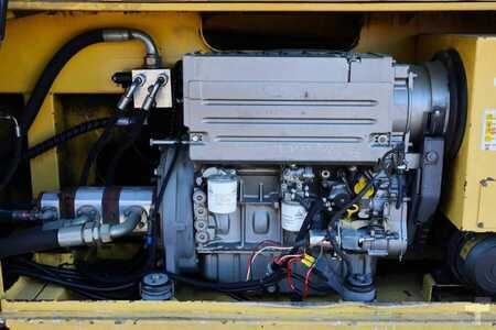 Scherenarbeitsbühne - Liftlux SL260-25D4WD Diesel, 4x4 Drive, 9.80m Hydraulic De (6)