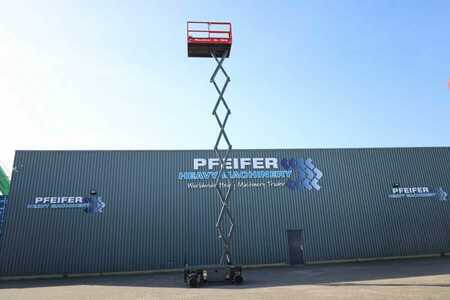 Scissor lift  Holland-Lift Ecostar HL-11816 Electric, 14m Working Height, 300 (3)