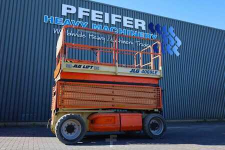Scherenarbeitsbühne - JLG 4069LE Electric, 14.2m Working Height, 360kg Capac (1)