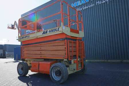 Scherenarbeitsbühne - JLG 4069LE Electric, 14.2m Working Height, 360kg Capac (8)