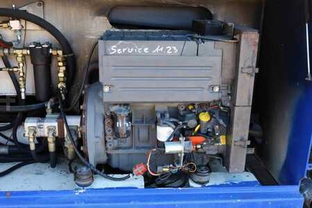 Scherenarbeitsbühne - Liftlux SL205-25D Diesel, 4x4 Drive, Hydraulic Deck Extens (4)