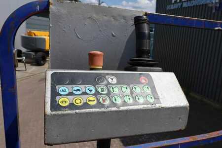 Scherenarbeitsbühne - Haulotte H15SX Diesel, 4x4 Drive 15 Working Height, 500kg C (4)