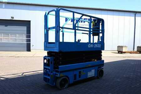 Scissor lift  Sinoboom GN-2632 Electric, 10.1m Working Height, 250kg Capa (2)