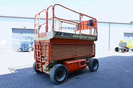 Scissors Lifts - JLG 4069LE Electric, 14.2m Working Height, 360kg Capac (2)