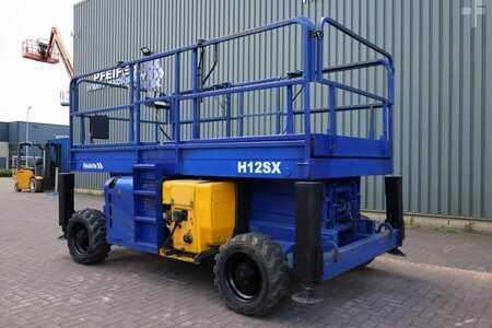 Schaarhoogwerker  Haulotte H12SX Diesel, 4x4 Drive, 12m Working Height, 700kg (9)